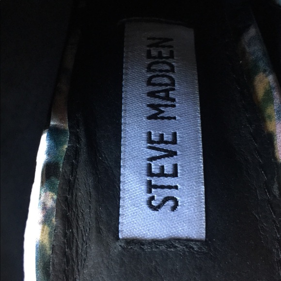 Booties - Picture 6 of 7